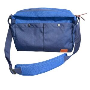 Lands End Everyday Messenger Bag Size 11x15 Laptop Inner Outer Pockets Utility